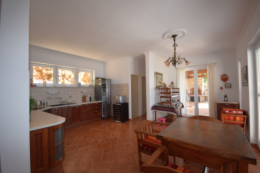 Équipement intérieur de qualité et élégant.