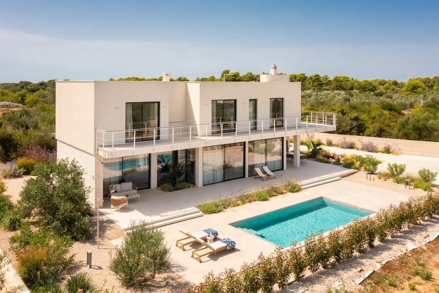 Villa de luxe moderne avec piscine sur Solta en Croatie