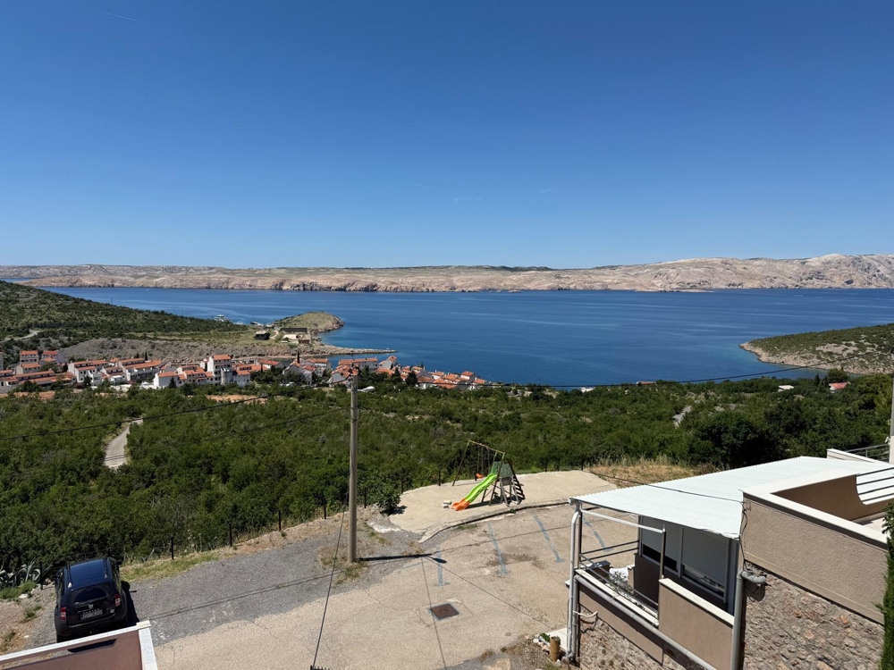 Vue mer sur la baie de Stinica