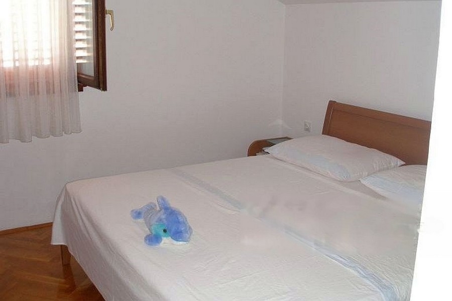 Chambre avec lit double
