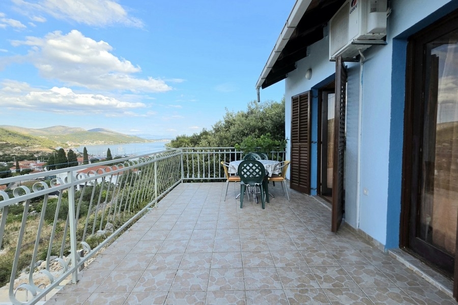 Terrasse avec vue mer