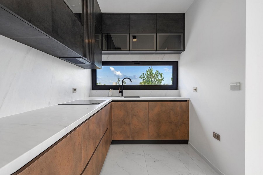 Cuisine moderne de la villa H4073 en Croatie.
