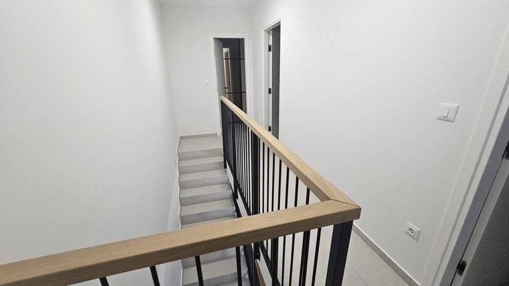 Montée d'escalier à l'étage