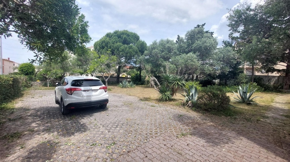 Aire de stationnement pavée et jardin de la maison à Novalja, H4086