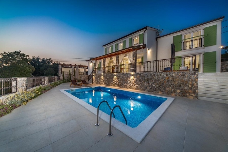 Maison en pierre avec piscine à vendre sur Krk - H4092 Croatie.