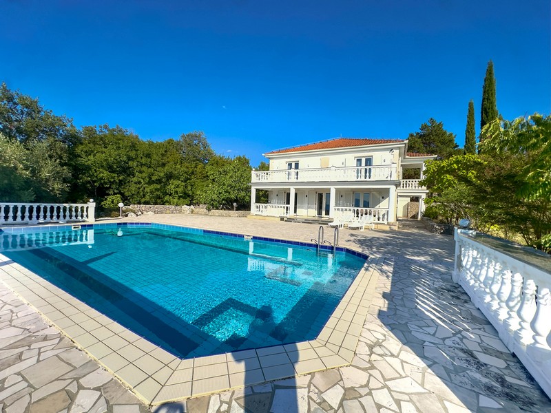 Spacieuse villa avec piscine en Croatie - Panorama Scouting H4093