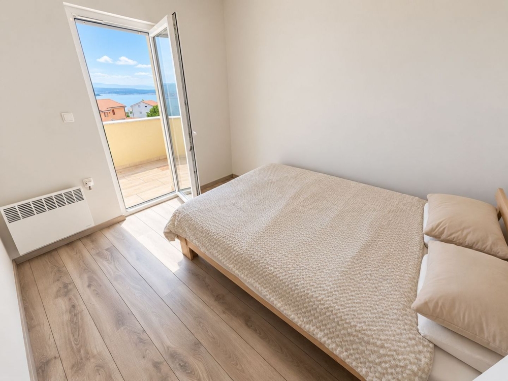 Chambre avec accès à la terrasse