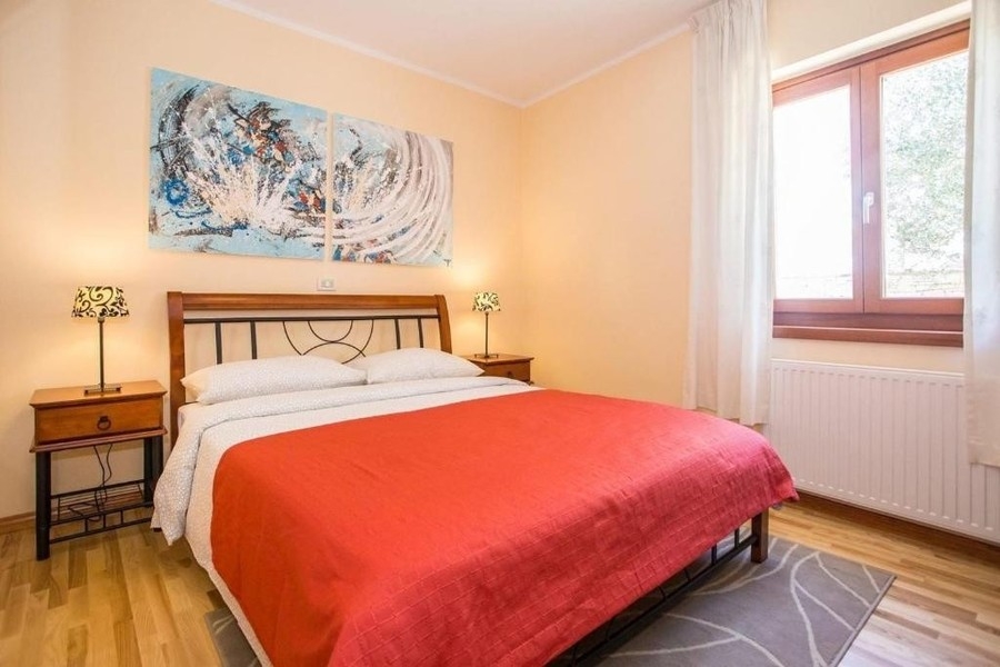 Chambre avec lit double