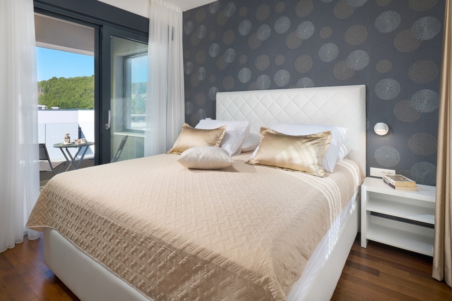Chambre avec accès au balcon