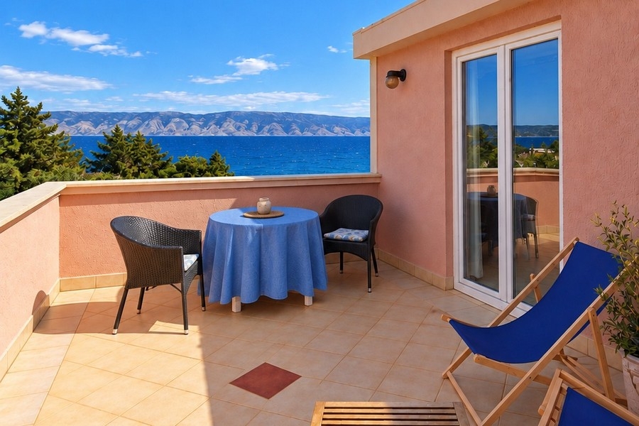 Maison avec vue mer et trois logements à Jelsa, île de Hvar