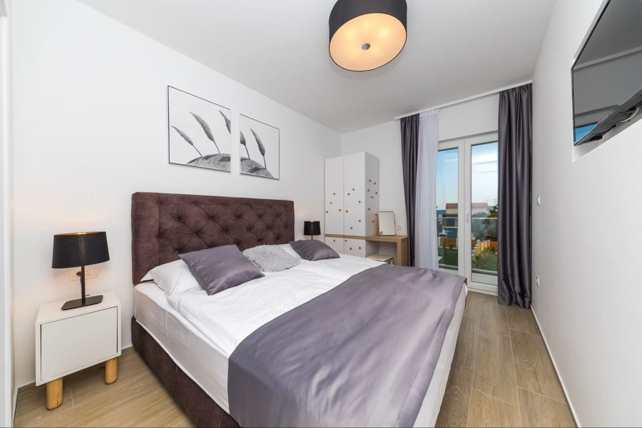 Chambre avec lit double