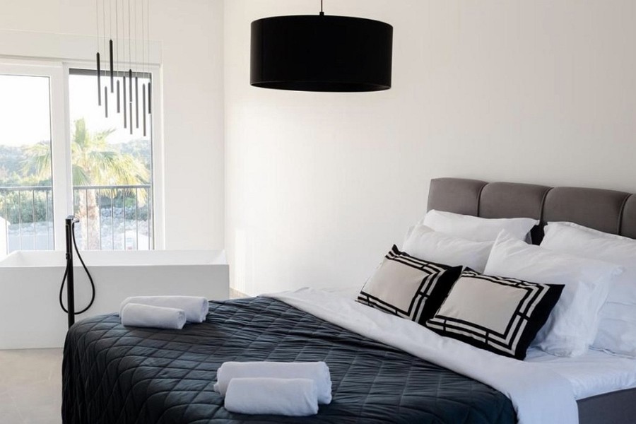 Chambre avec baignoire îlot