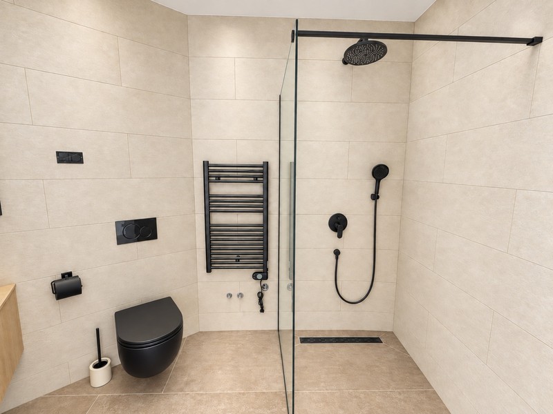 Salle de bains avec douche à l'italienne