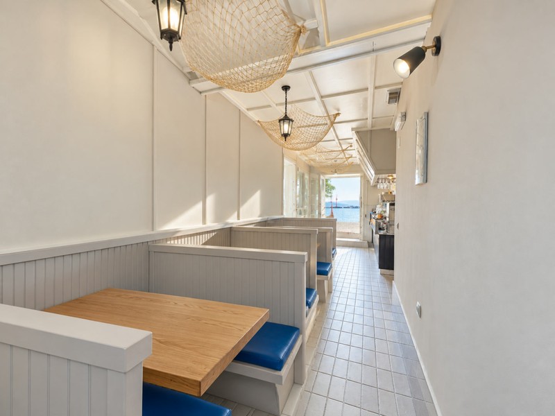 Places assises dans le local de restauration