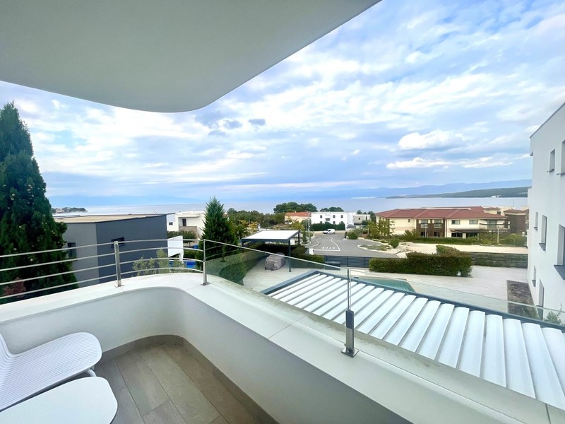Maison jumelée avec piscine et vue sur la mer à Malinska