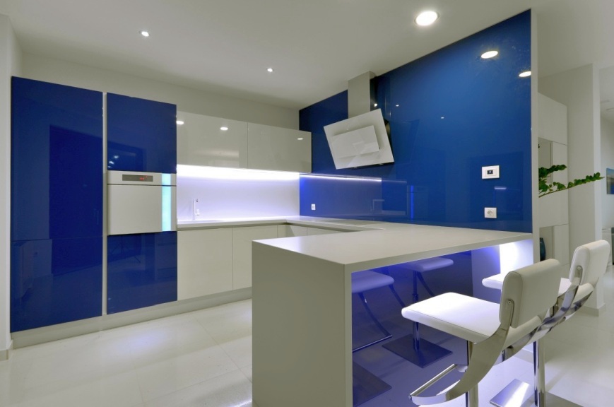 La cuisine de la villa neuve moderne à vendre en Croatie