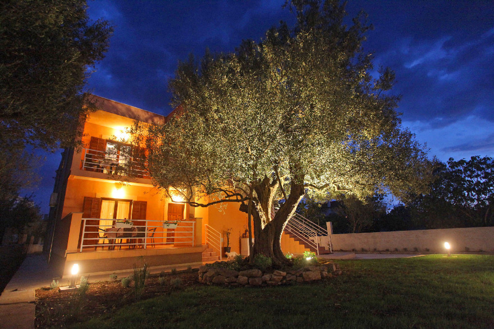 Immobilier en Croatie - immeuble d'appartements à vendre près de Zadar.