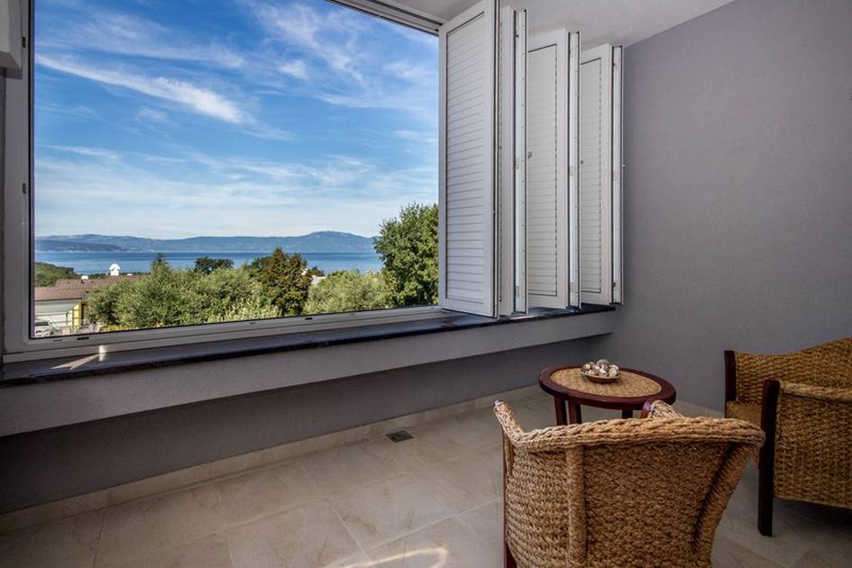 Vue mer depuis presque toutes les pièces du bien H528 sur Krk.