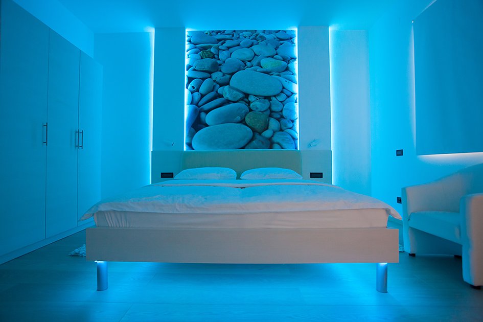 Chambres modernes - l'une des 11 chambres de la villa près de Medulin, Istrie.
