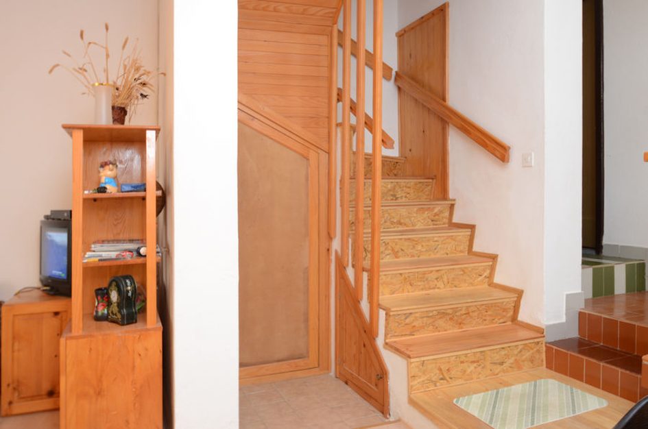 L'escalier vers l'étage supérieur
