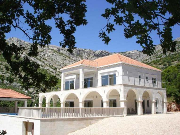 Villa de luxe sur Peljesac en Croatie à vendre.