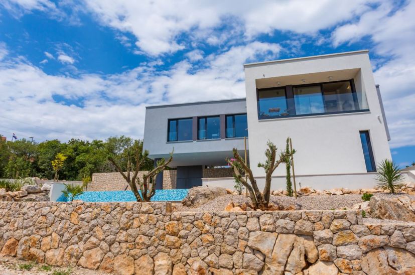 Villas sur l'île de Krk en Croatie à vendre.