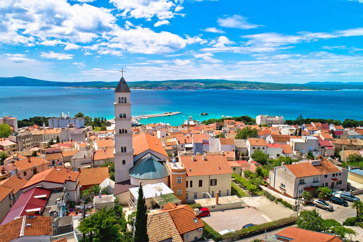 Vue de Crikvenica sur la mer dans le golfe du Kvarner