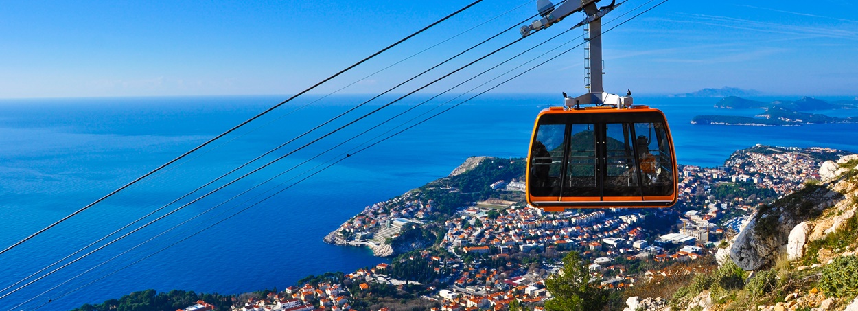 Immobilier avec vue mer à Dubrovnik. Téléphérique.